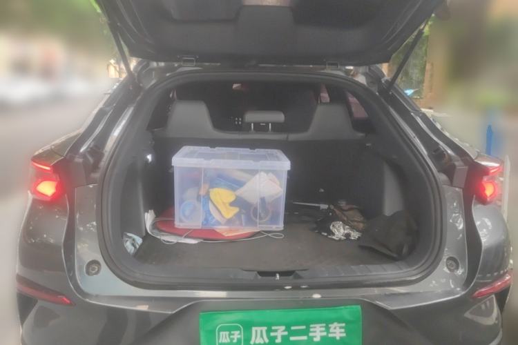 Used CHANGAN UNI-T 2020 1.5T Prestige Version Trunk