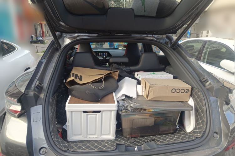 Used CHANGAN UNI-T 2020 1.5T Flagship Version Trunk