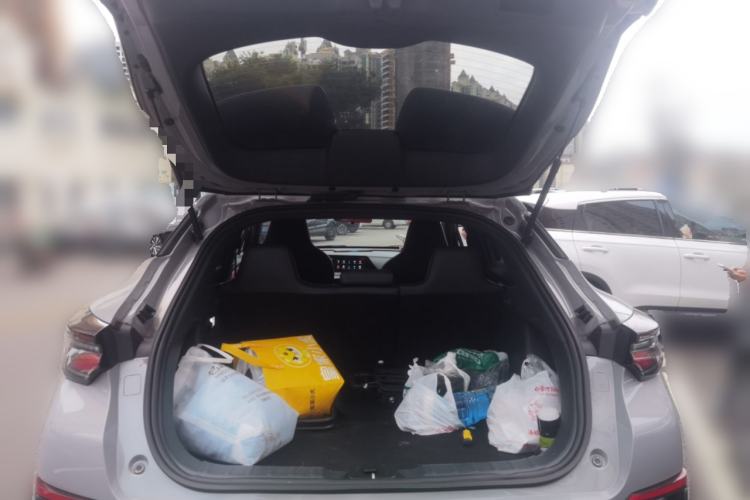 Used CHANGAN UNI-T 2020 1.5T Prestige Version Trunk