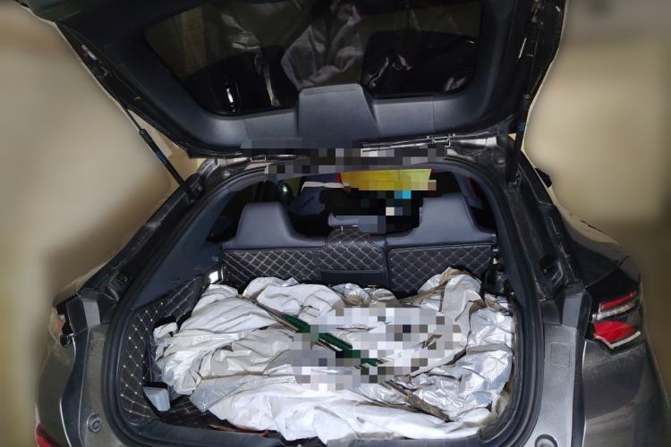 Used CHANGAN UNI-T 2020 1.5T Prestige Version Trunk