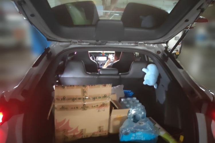 Used CHANGAN UNI-T 2020 1.5T Prestige Version Trunk