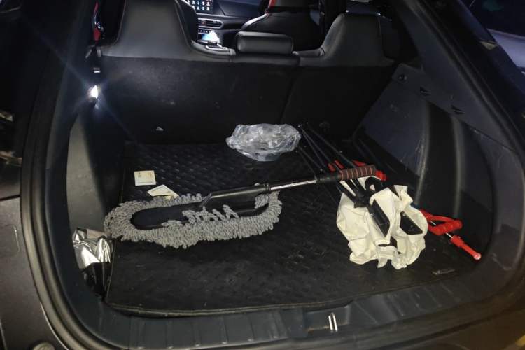 Used CHANGAN UNI-T 2020 1.5T Flagship Version Trunk