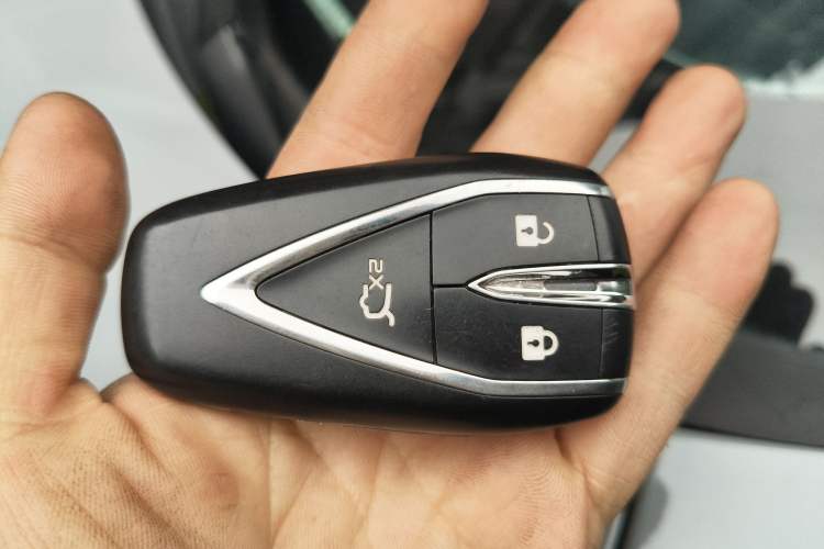 Used CHANGAN UNI-T 2020 1.5T Prestige Version Vehicle Key