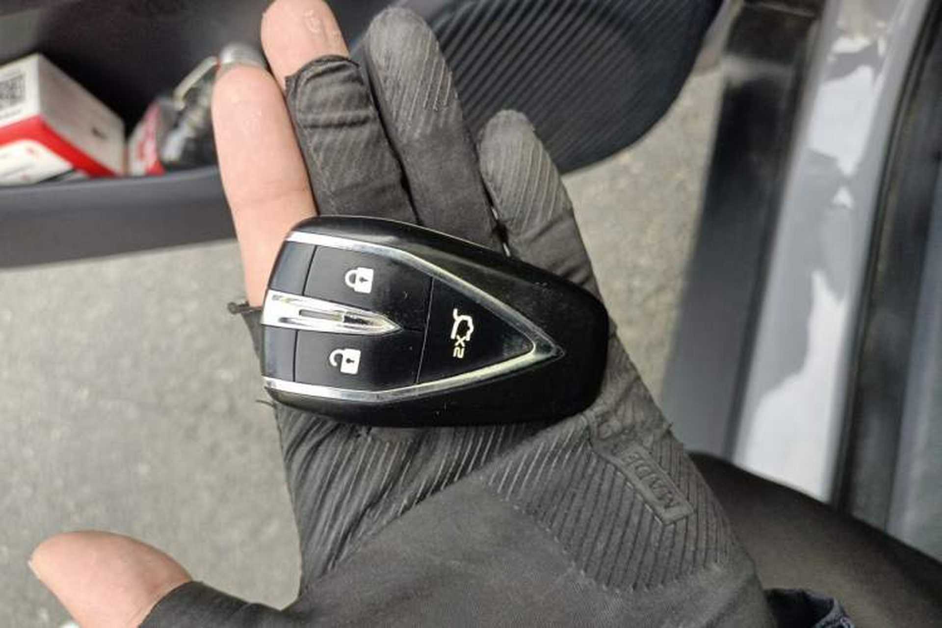 Used CHANGAN UNI-T 2020 1.5T Prestige Version Vehicle Key