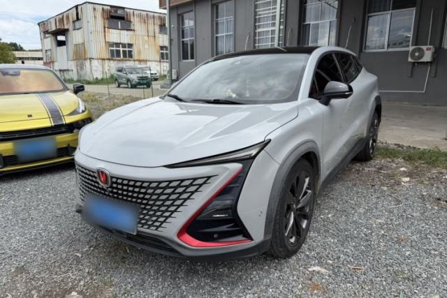 Ojetý CHANGAN UNI-T 2020 1.5T Flagship Version