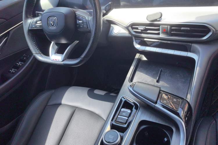 Used CHANGAN UNI-T 2020 1.5T Prestige Version Audio And AC Panel