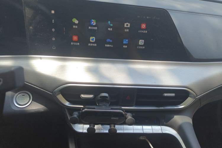 Used CHANGAN UNI-T 2020 1.5T Prestige Version Audio And AC Panel
