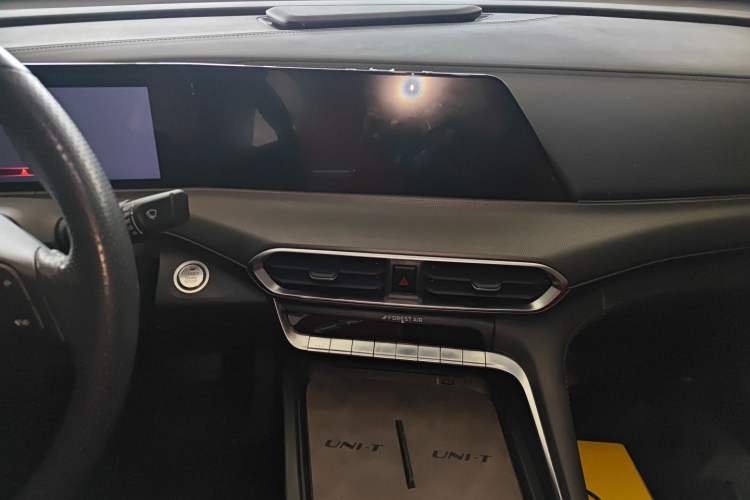 Used CHANGAN UNI-T 2020 1.5T Prestige Version Audio And AC Panel
