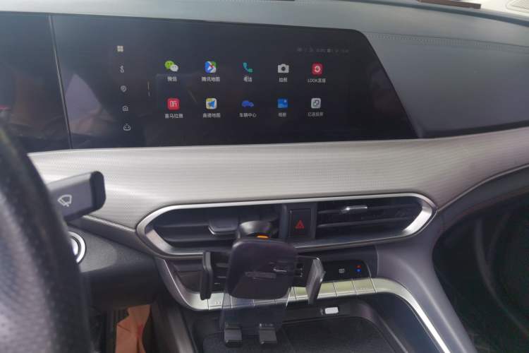 Used CHANGAN UNI-T 2020 1.5T Prestige Version Audio And AC Panel