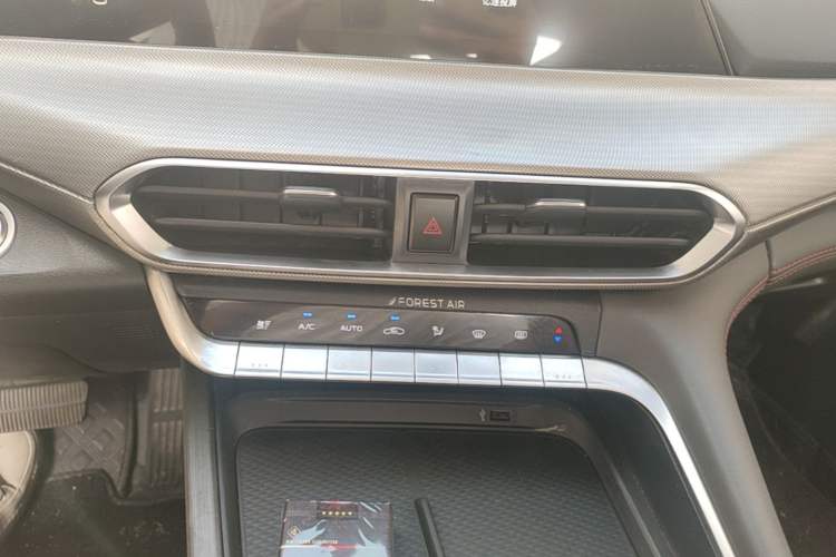 Used CHANGAN UNI-T 2020 1.5T Prestige Version Audio And AC Panel