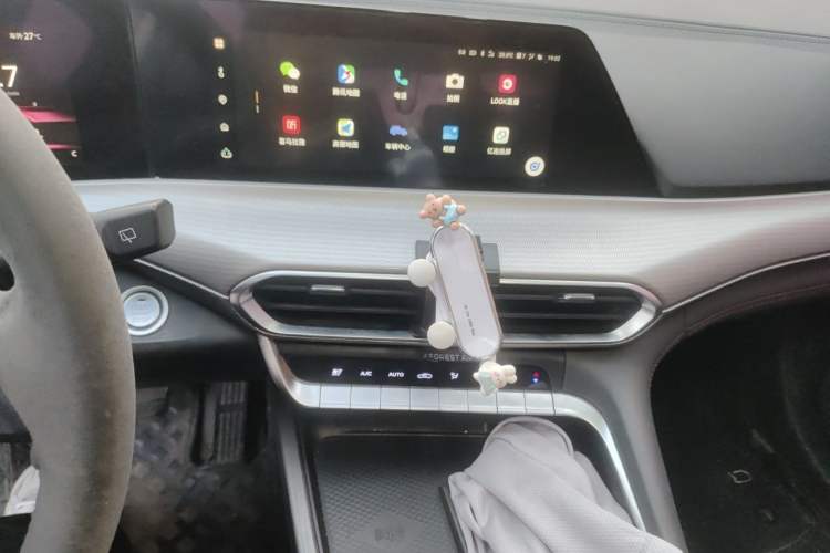 Used CHANGAN UNI-T 2020 1.5T Flagship Version Audio And AC Panel