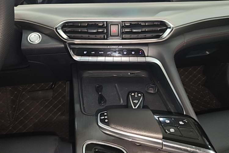 Used CHANGAN UNI-T 2020 1.5T Prestige Version Audio And AC Panel