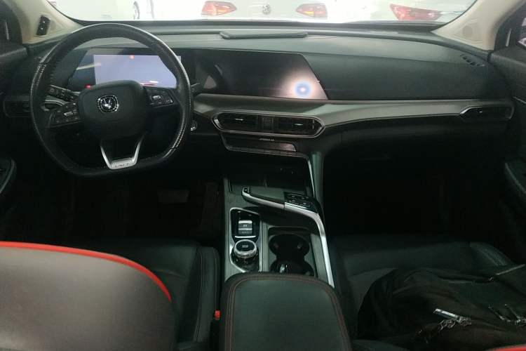 Used CHANGAN UNI-T 2020 1.5T Flagship Version Audio And AC Panel