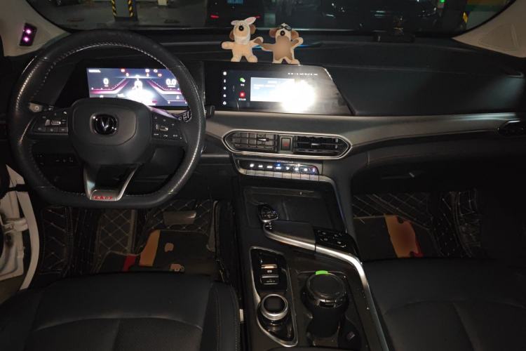 Used CHANGAN UNI-T 2020 1.5T Flagship Version Center Console