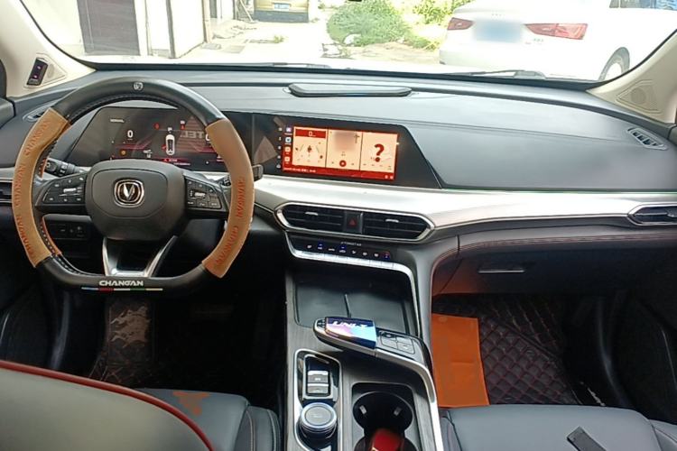 Used CHANGAN UNI-T 2020 1.5T Flagship Version Center Console
