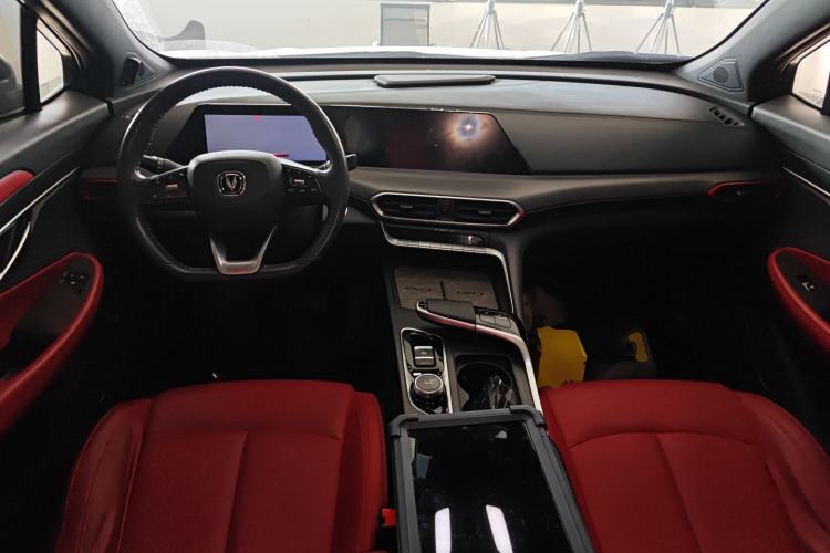 Used CHANGAN UNI-T 2020 1.5T Prestige Version Center Console