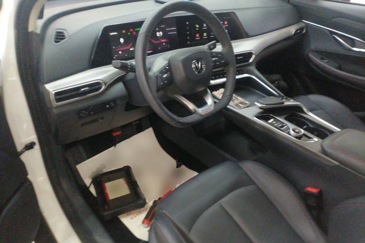 Used CHANGAN UNI-T 2020 1.5T Prestige Version Center Console