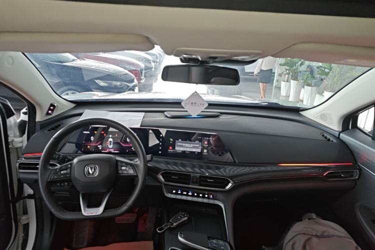 Used CHANGAN UNI-T 2020 1.5T Flagship Version Center Console