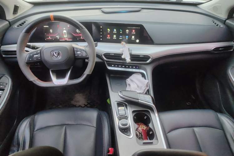 Used CHANGAN UNI-T 2020 1.5T Flagship Version Center Console