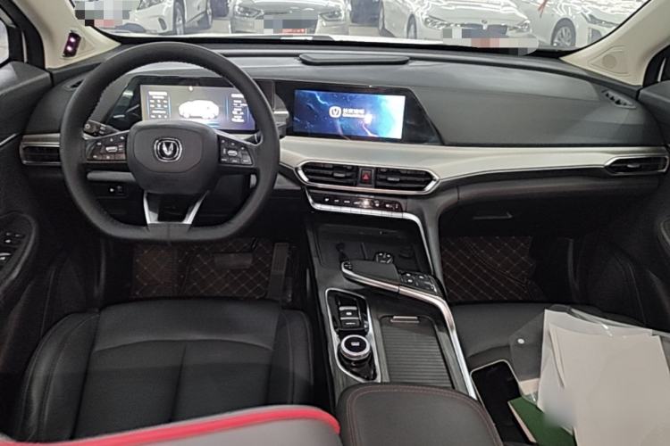 Used CHANGAN UNI-T 2020 1.5T Prestige Version Center Console