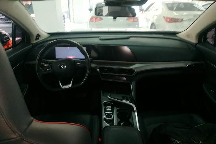 Used CHANGAN UNI-T 2020 1.5T Flagship Version Center Console