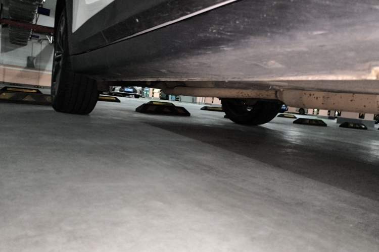 Used CHANGAN UNI-T 2020 1.5T Prestige Version Chassis Front Right