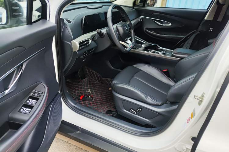 Used CHANGAN UNI-T 2020 1.5T Prestige Version Driver Seat