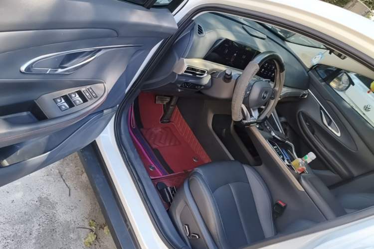 Used CHANGAN UNI-T 2020 1.5T Prestige Version Driver Seat