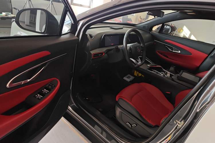 Used CHANGAN UNI-T 2020 1.5T Prestige Version Driver Seat