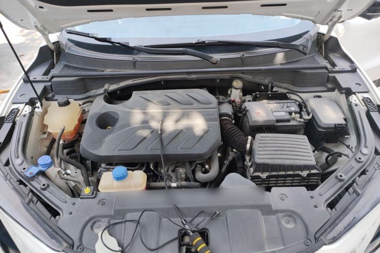 Used CHANGAN UNI-T 2020 1.5T Prestige Version Engine Bay