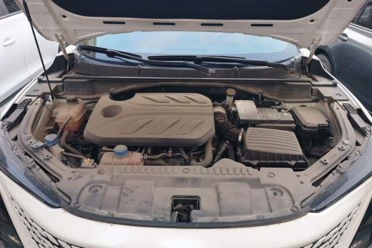 Used CHANGAN UNI-T 2020 1.5T Prestige Version Engine Bay