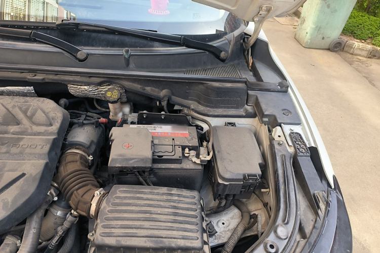 Used CHANGAN UNI-T 2020 1.5T Flagship Version Engine Bay Left