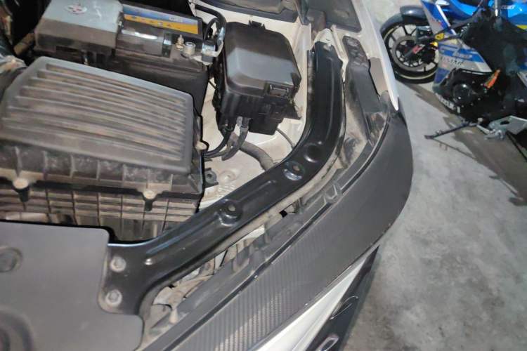 Used CHANGAN UNI-T 2020 1.5T Prestige Version Engine Bay Left