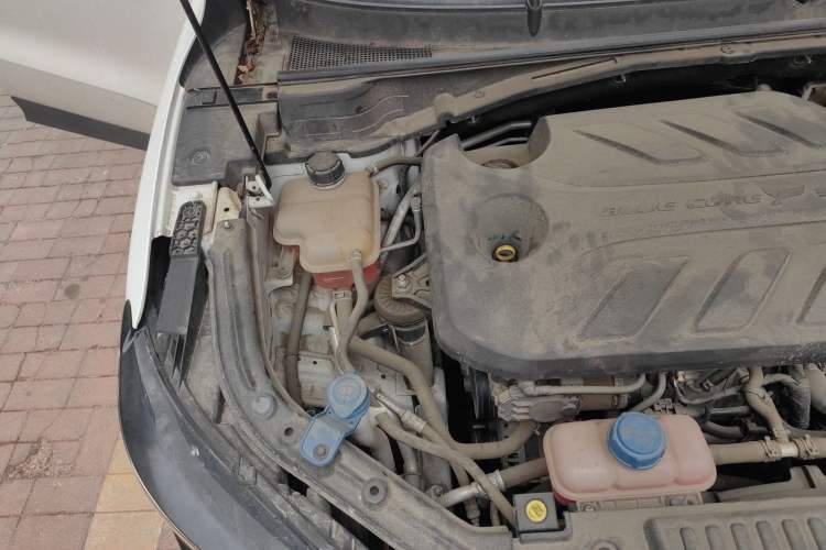 Used CHANGAN UNI-T 2020 1.5T Flagship Version Engine Bay Right