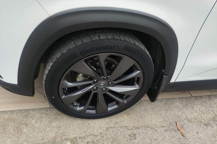 Used CHANGAN UNI-T 2020 1.5T Prestige Version Exterior 2