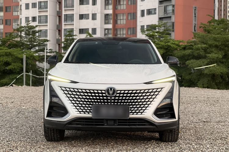 Used CHANGAN UNI-T 2020 1.5T Prestige Version Exterior 3