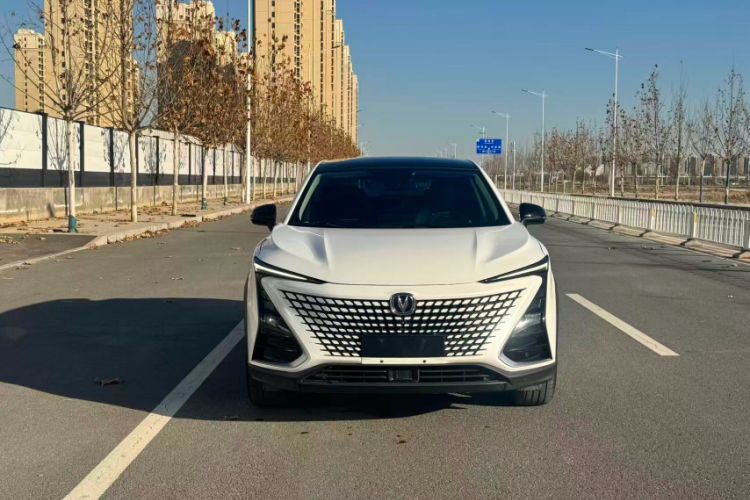Used CHANGAN UNI-T 2020 1.5T Prestige Version Exterior 3