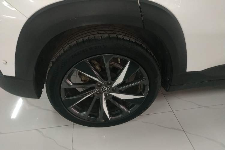 Used CHANGAN UNI-T 2020 1.5T Flagship Version Exterior 3
