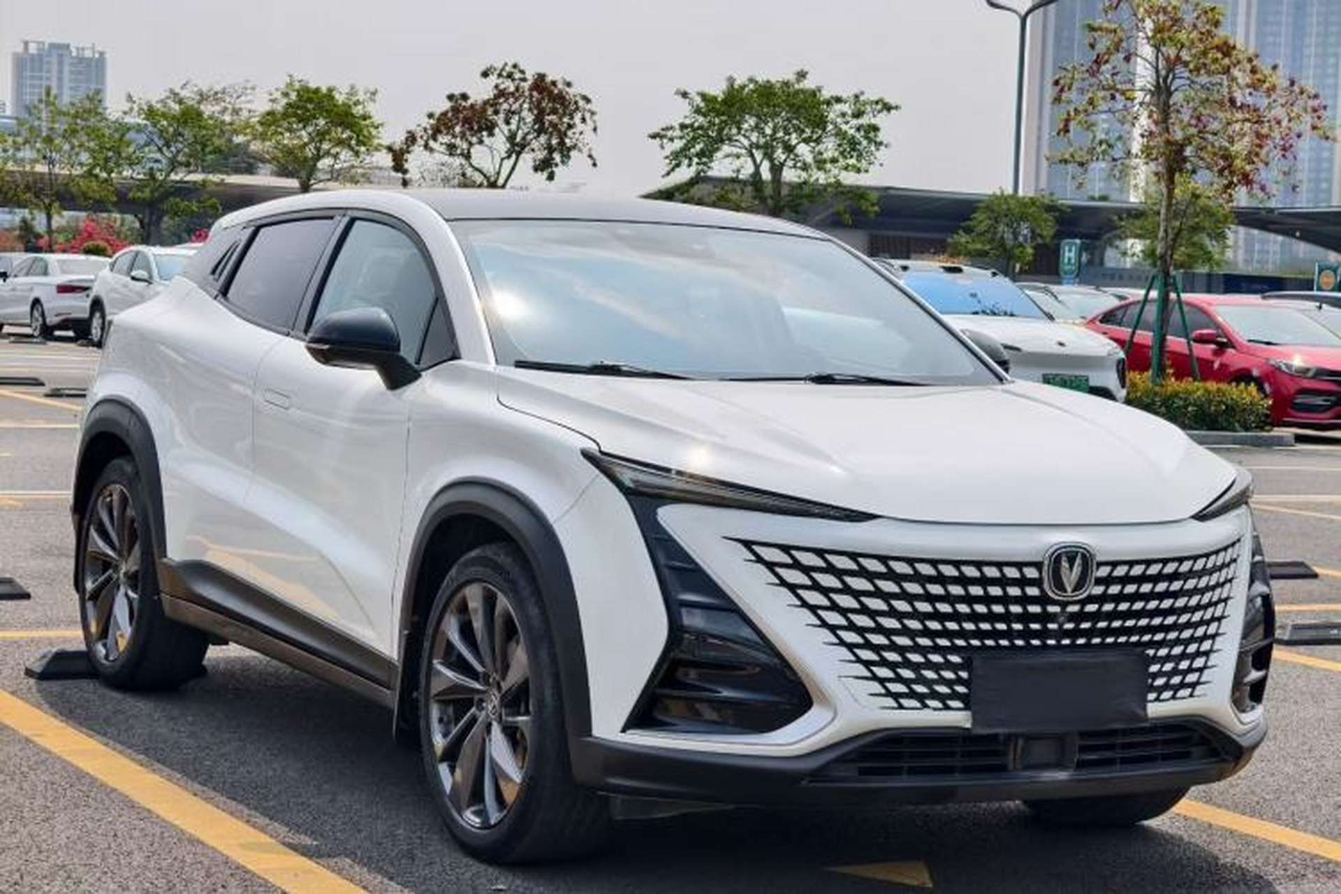 Used CHANGAN UNI-T 2020 1.5T Prestige Version Exterior 5