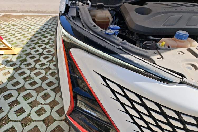 Used CHANGAN UNI-T 2020 1.5T Flagship Version Exterior 6