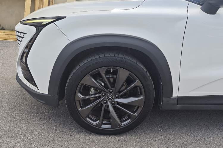 Used CHANGAN UNI-T 2020 1.5T Prestige Version Exterior 8