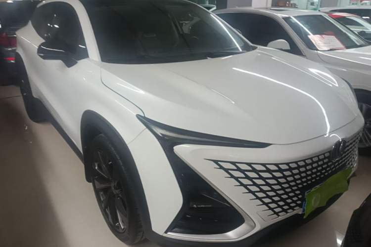 Used CHANGAN UNI-T 2020 1.5T Prestige Version Front Right 45 Deg