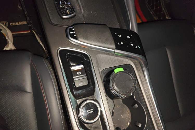Used CHANGAN UNI-T 2020 1.5T Flagship Version Gear Lever