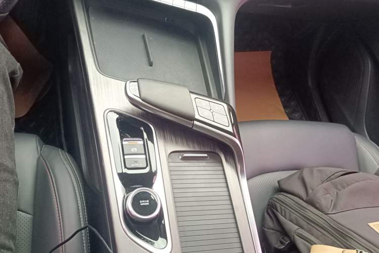 Used CHANGAN UNI-T 2020 1.5T Prestige Version Gear Lever
