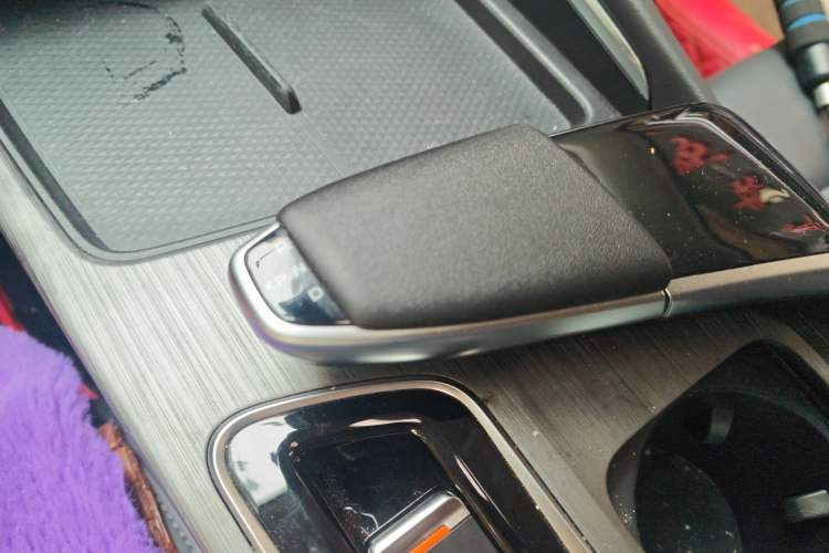 Used CHANGAN UNI-T 2020 1.5T Luxury Model Gear Lever