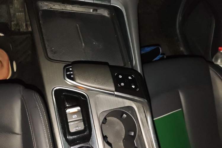 Used CHANGAN UNI-T 2020 1.5T Flagship Version Gear Lever