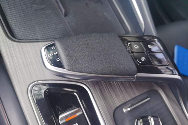 Used CHANGAN UNI-T 2020 1.5T Prestige Version Gear Lever