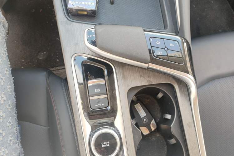 Used CHANGAN UNI-T 2020 1.5T Prestige Version Gear Lever
