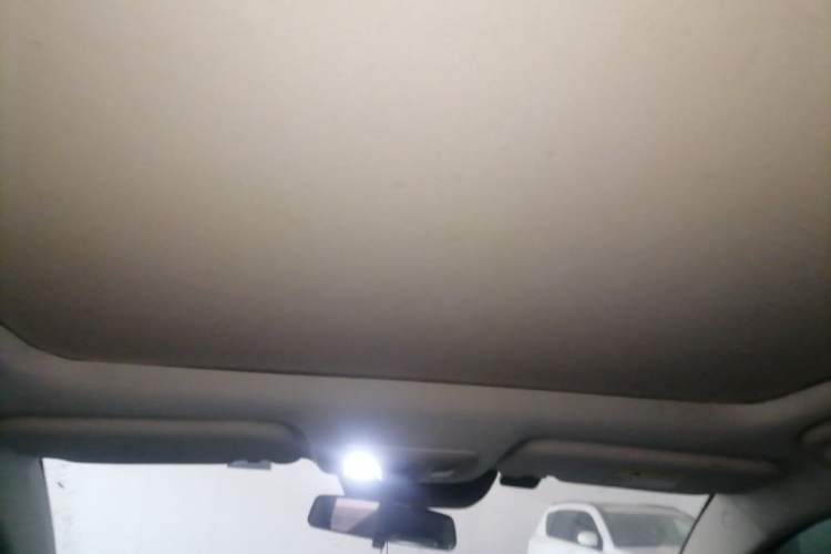 Used CHANGAN UNI-T 2020 1.5T Prestige Version Headliner