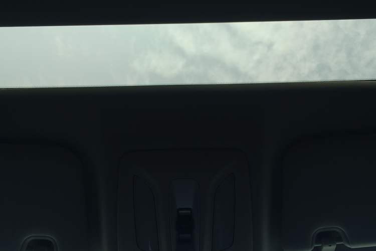 Used CHANGAN UNI-T 2020 1.5T Prestige Version Headliner